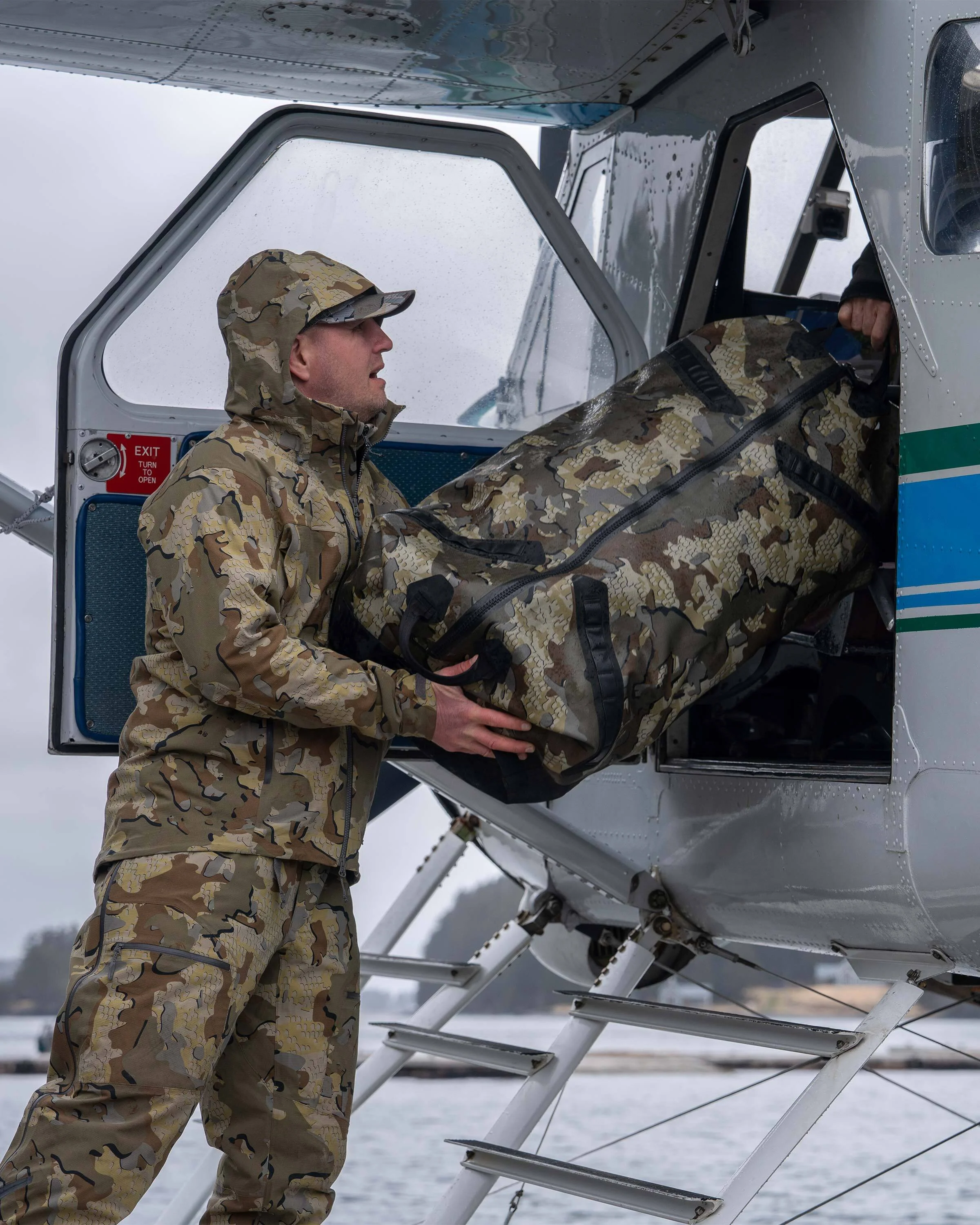 Kodiak 6600 Submersible Duffel | Valo - Image 13