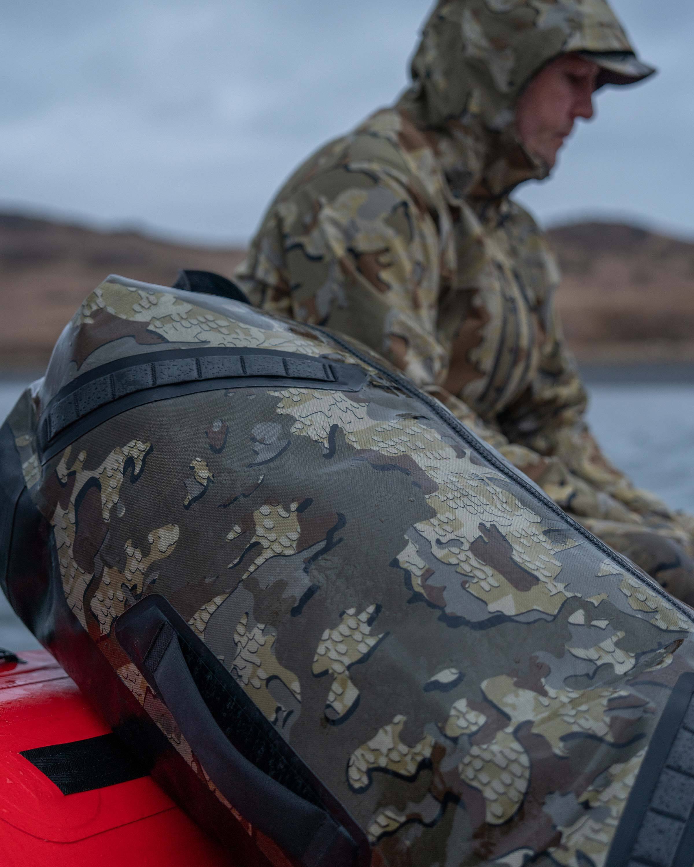 Kodiak 6600 Submersible Duffel | Verde - Image 16