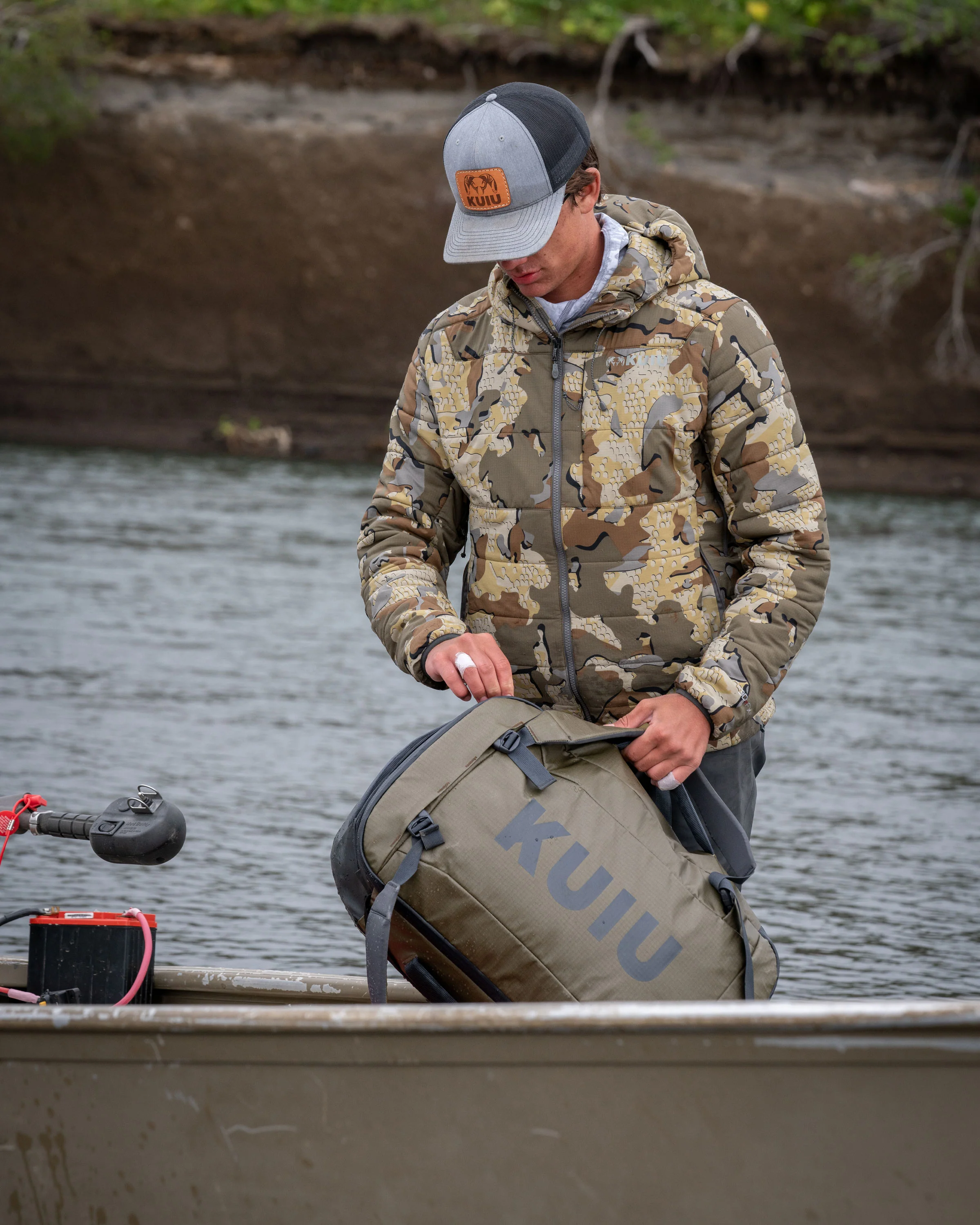 Waypoint 2800 Duffel | Stone - Image 11